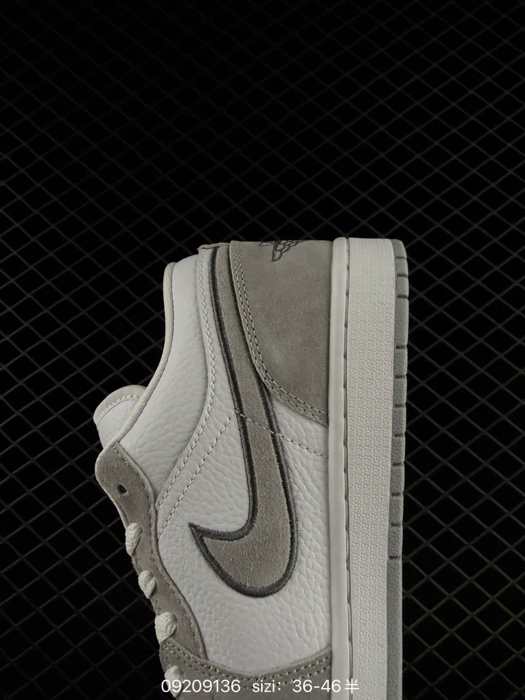 Nike AIR JORDAN 1LOW G AJ1